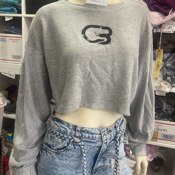 FREE PEOPLE FP MOVEMENTSurfside Crop Sweatshirt In Heather Grey - Picture 16 of 16